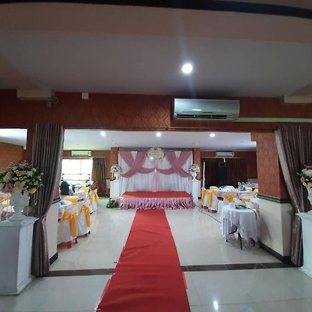 Le Parc Wangnang Hotel Phitsanulok Eksteriør bilde