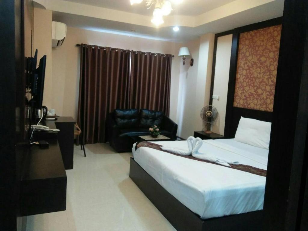 Le Parc Wangnang Hotel Phitsanulok Eksteriør bilde
