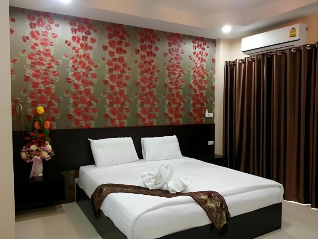 Le Parc Wangnang Hotel Phitsanulok Eksteriør bilde