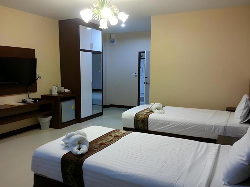 Le Parc Wangnang Hotel Phitsanulok Eksteriør bilde
