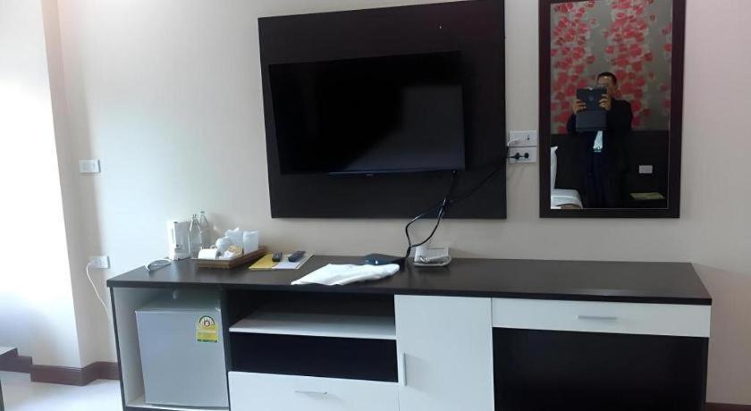 Le Parc Wangnang Hotel Phitsanulok Eksteriør bilde