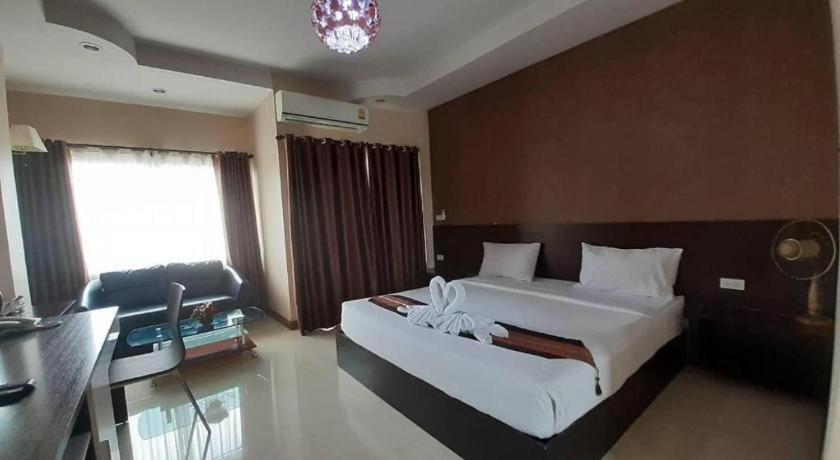 Le Parc Wangnang Hotel Phitsanulok Eksteriør bilde