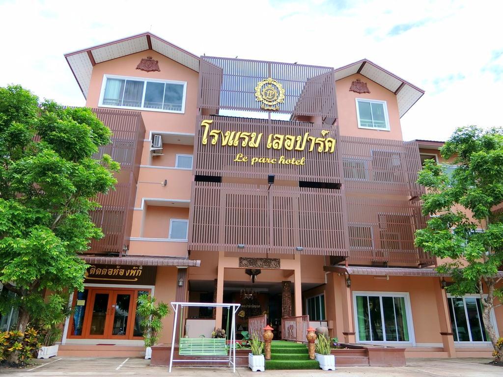 Le Parc Wangnang Hotel Phitsanulok Eksteriør bilde