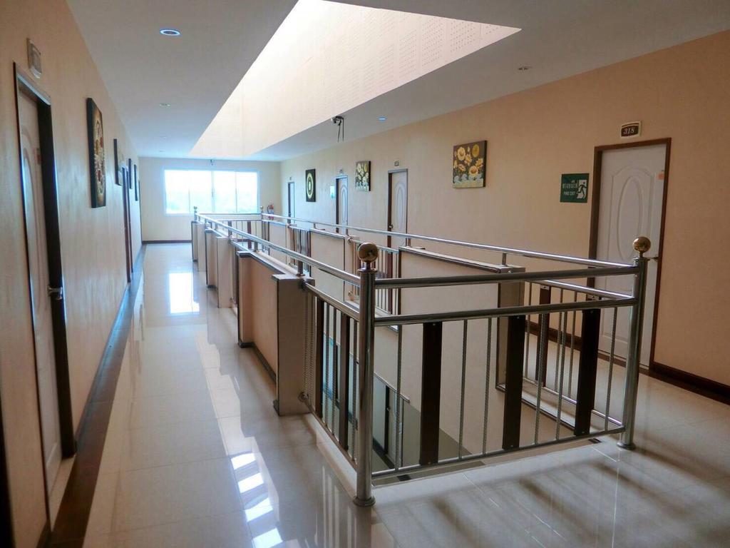 Le Parc Wangnang Hotel Phitsanulok Eksteriør bilde
